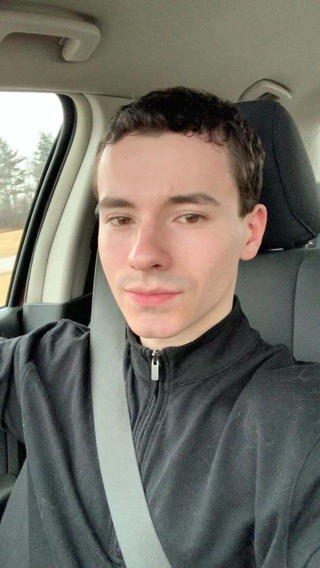 files/clean-shave-or-stubble-v0-etyyt5f9bopg1.jpg